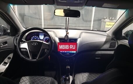 Hyundai Solaris II рестайлинг, 2015 год, 1 175 000 рублей, 10 фотография