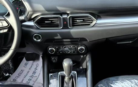 Mazda CX-5 II, 2025 год, 2 730 000 рублей, 10 фотография