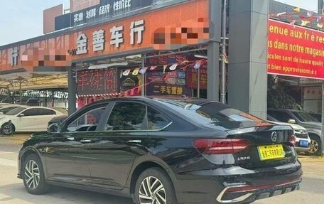 Volkswagen Lavida, 2024 год, 1 850 000 рублей, 3 фотография