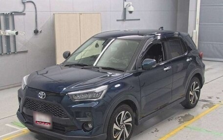 Toyota Raize I, 2022 год, 1 090 000 рублей, 1 фотография