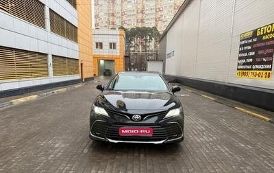 Toyota Camry, 2023 год, 3 950 000 рублей, 1 фотография