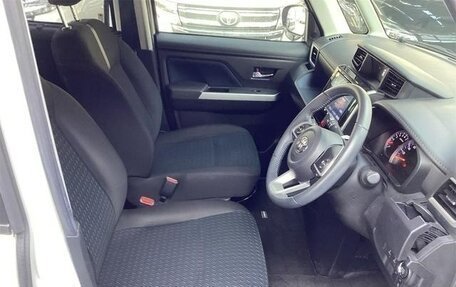 Toyota Roomy I, 2022 год, 931 000 рублей, 17 фотография