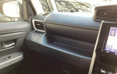 Toyota Roomy I, 2022 год, 931 000 рублей, 24 фотография