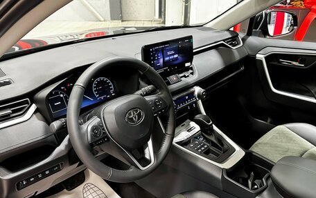 Toyota RAV4, 2025 год, 3 967 000 рублей, 11 фотография