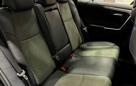 Toyota RAV4, 2025 год, 3 967 000 рублей, 15 фотография