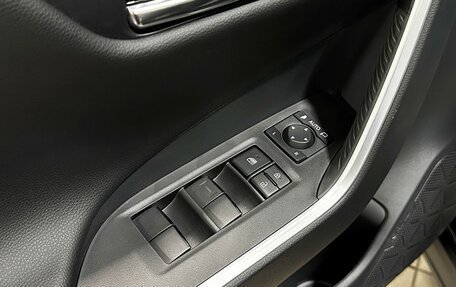 Toyota RAV4, 2025 год, 3 967 000 рублей, 18 фотография