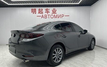 Mazda 3, 2022 год, 1 830 000 рублей, 2 фотография