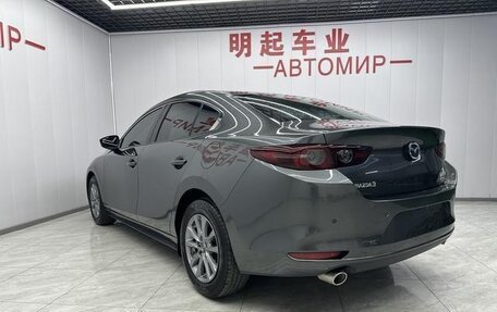 Mazda 3, 2022 год, 1 830 000 рублей, 4 фотография