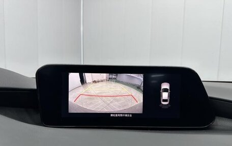 Mazda 3, 2022 год, 1 830 000 рублей, 14 фотография