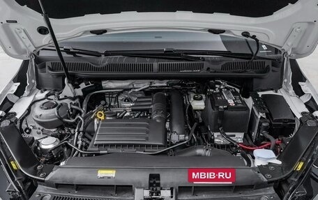 Volkswagen Touran III, 2020 год, 2 400 000 рублей, 19 фотография