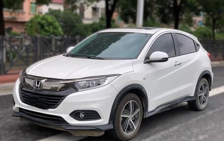 Honda Vezel, 2022 год, 1 500 000 рублей, 1 фотография