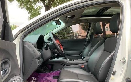 Honda Vezel, 2022 год, 1 500 000 рублей, 11 фотография