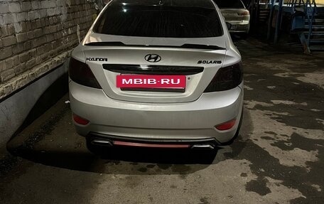 Hyundai Solaris II рестайлинг, 2013 год, 470 000 рублей, 5 фотография