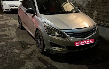 Hyundai Solaris II рестайлинг, 2013 год, 470 000 рублей, 3 фотография