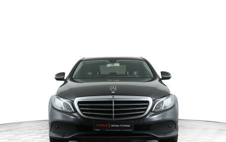 Mercedes-Benz E-Класс, 2019 год, 1 998 000 рублей, 2 фотография