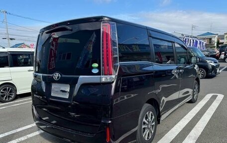 Toyota Esquire I, 2021 год, 1 900 000 рублей, 5 фотография