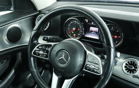 Mercedes-Benz E-Класс, 2019 год, 1 998 000 рублей, 15 фотография