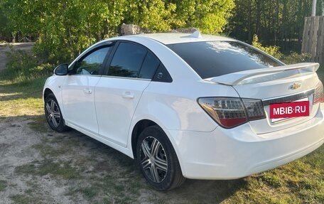 Chevrolet Cruze II, 2011 год, 380 000 рублей, 4 фотография