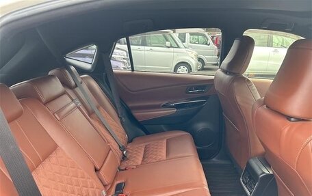 Toyota Harrier, 2020 год, 2 590 000 рублей, 11 фотография