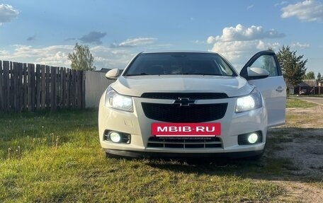 Chevrolet Cruze II, 2011 год, 380 000 рублей, 8 фотография