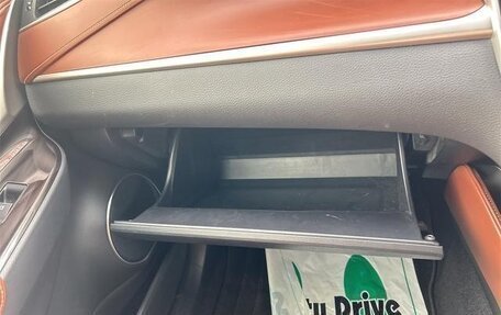 Toyota Harrier, 2020 год, 2 590 000 рублей, 24 фотография