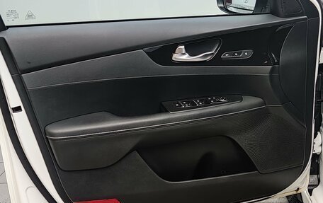 KIA Cerato IV, 2022 год, 2 500 000 рублей, 18 фотография