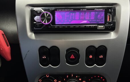 Renault Sandero I, 2012 год, 599 000 рублей, 13 фотография