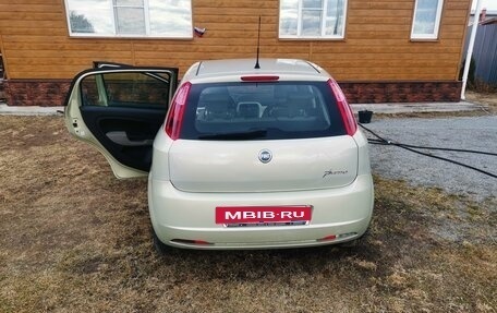 Fiat Punto III Punto Evo рестайлинг, 2006 год, 450 000 рублей, 10 фотография