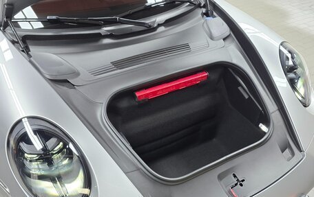 Porsche 911, 2025 год, 21 775 000 рублей, 18 фотография