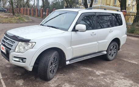 Mitsubishi Pajero IV, 2014 год, 2 000 000 рублей, 4 фотография