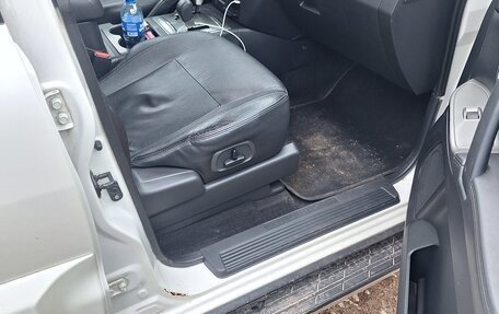 Mitsubishi Pajero IV, 2014 год, 2 000 000 рублей, 8 фотография