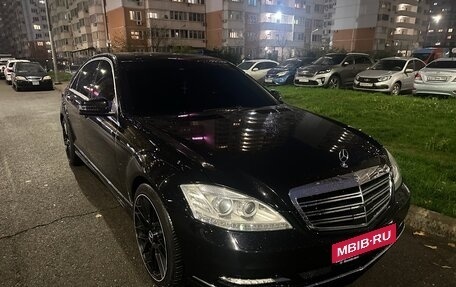 Mercedes-Benz S-Класс, 2008 год, 1 600 000 рублей, 1 фотография