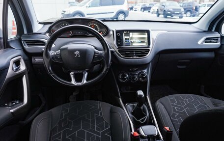 Peugeot 2008 II, 2014 год, 799 000 рублей, 6 фотография