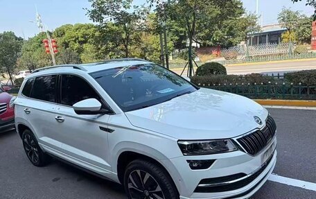 Skoda Karoq I, 2022 год, 2 080 000 рублей, 3 фотография