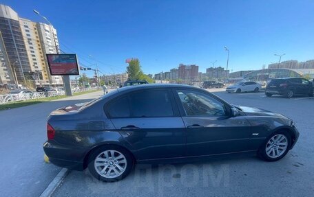 BMW 3 серия, 2005 год, 750 000 рублей, 6 фотография