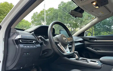 Nissan Altima VI (L34), 2022 год, 1 815 000 рублей, 13 фотография