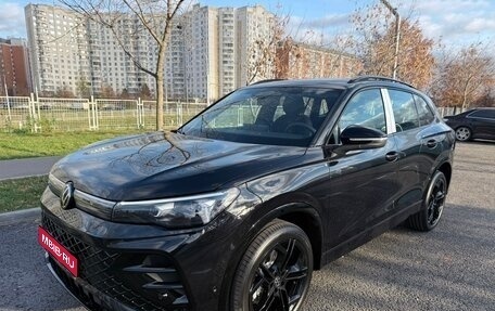 Volkswagen Tiguan, 2025 год, 4 900 000 рублей, 1 фотография