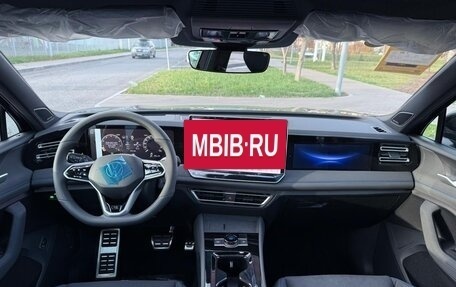 Volkswagen Tiguan, 2025 год, 4 900 000 рублей, 21 фотография