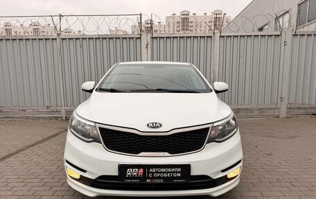 KIA Rio III рестайлинг, 2015 год, 920 000 рублей, 2 фотография
