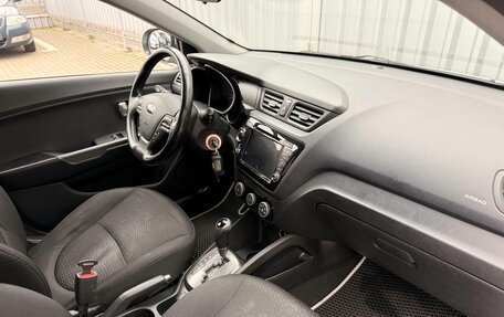 KIA Rio III рестайлинг, 2015 год, 920 000 рублей, 20 фотография