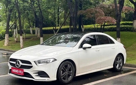 Mercedes-Benz A-Класс, 2022 год, 1 430 000 рублей, 1 фотография