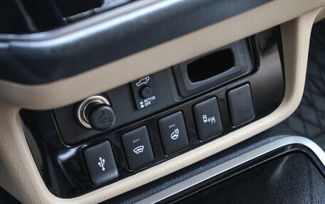 Mitsubishi Outlander III рестайлинг 3, 2019 год, 2 690 000 рублей, 11 фотография