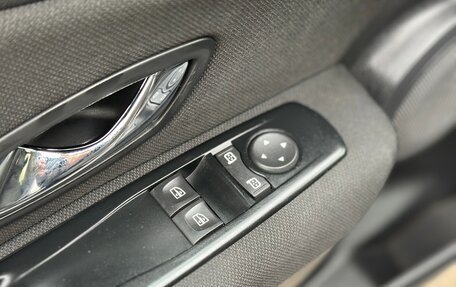 Renault Fluence I, 2013 год, 790 000 рублей, 29 фотография