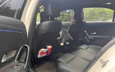 Mercedes-Benz A-Класс, 2022 год, 1 430 000 рублей, 10 фотография