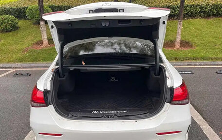 Mercedes-Benz A-Класс, 2022 год, 1 430 000 рублей, 7 фотография