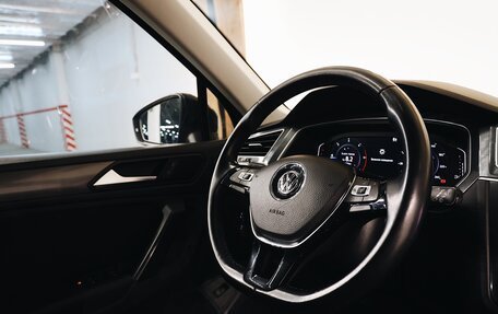 Volkswagen Tiguan II, 2019 год, 2 650 000 рублей, 7 фотография