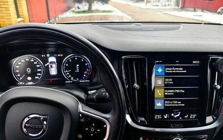 Volvo V60 II, 2021 год, 3 200 000 рублей, 10 фотография