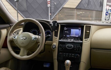 Infiniti FX II, 2012 год, 1 750 000 рублей, 14 фотография