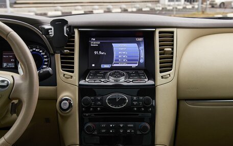 Infiniti FX II, 2012 год, 1 750 000 рублей, 15 фотография