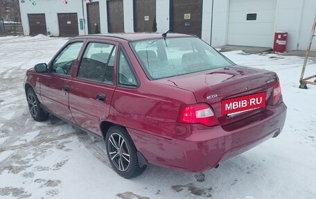 Daewoo Nexia I рестайлинг, 2011 год, 350 000 рублей, 4 фотография